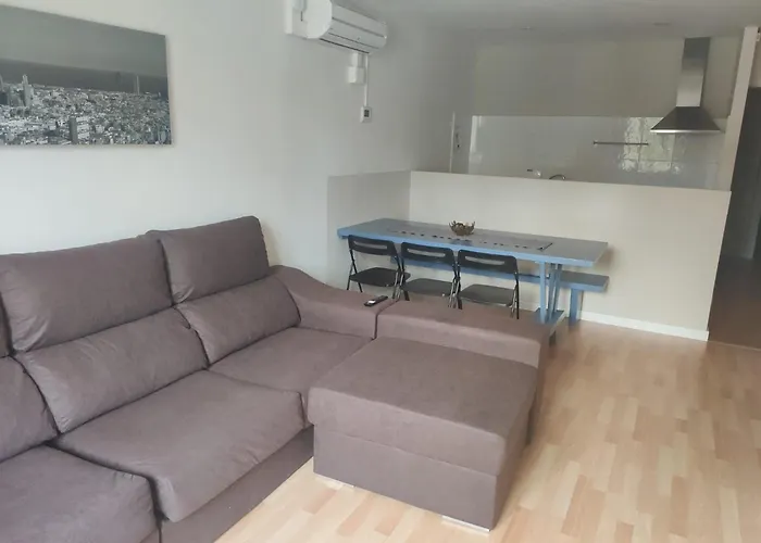Diagonal Apartments